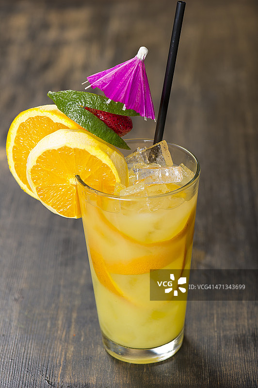 橙色鸡尾酒图片素材