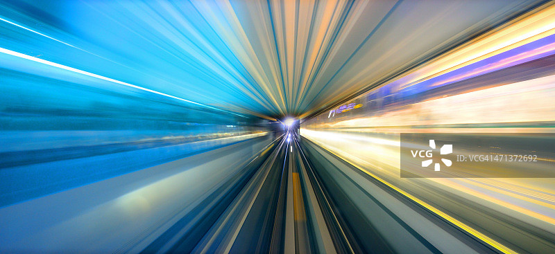 迪拜地铁，动态模糊图片素材