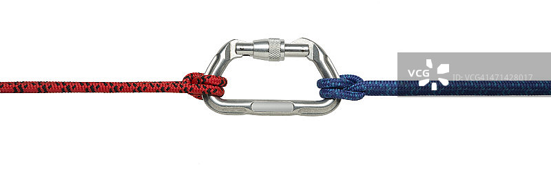 白色背景上的登山扣和登山绳图片素材