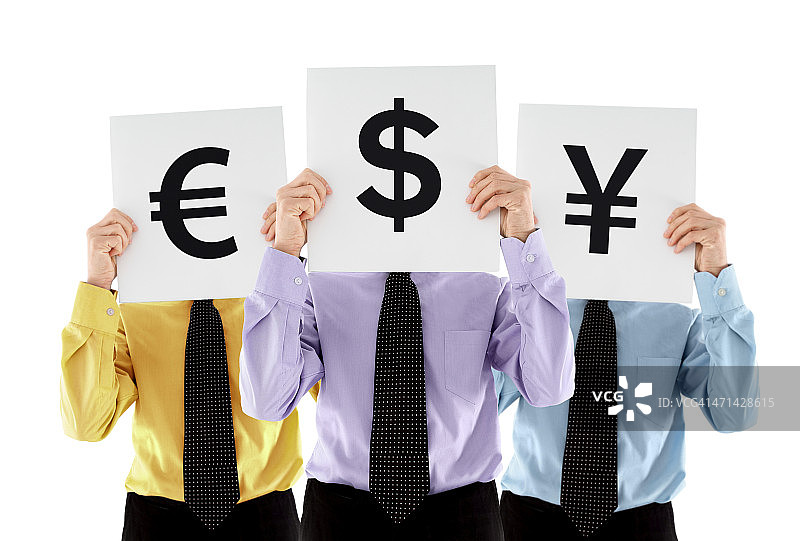 三个男人拿着货币符号图片素材