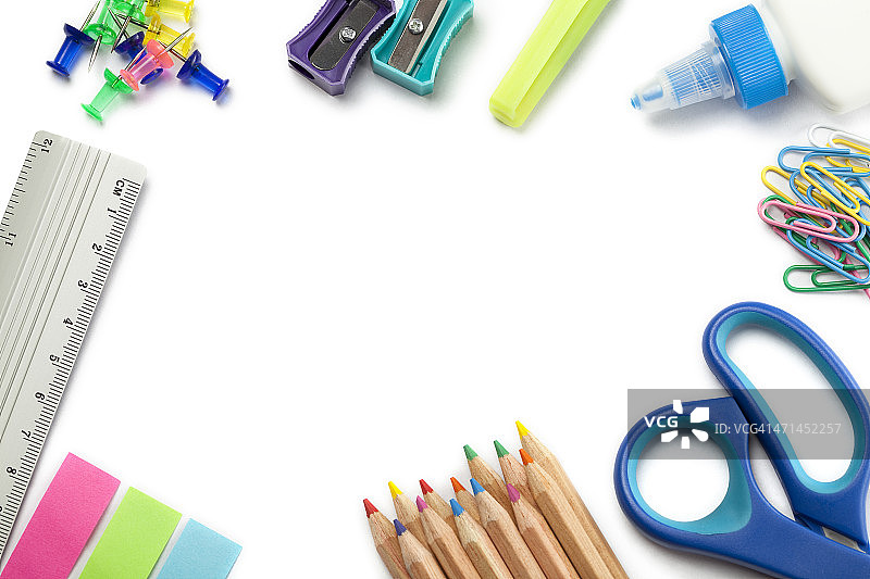 白色背景上的学习用品边框图片素材