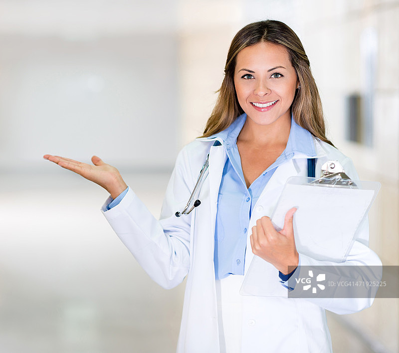 女医生展示图片素材