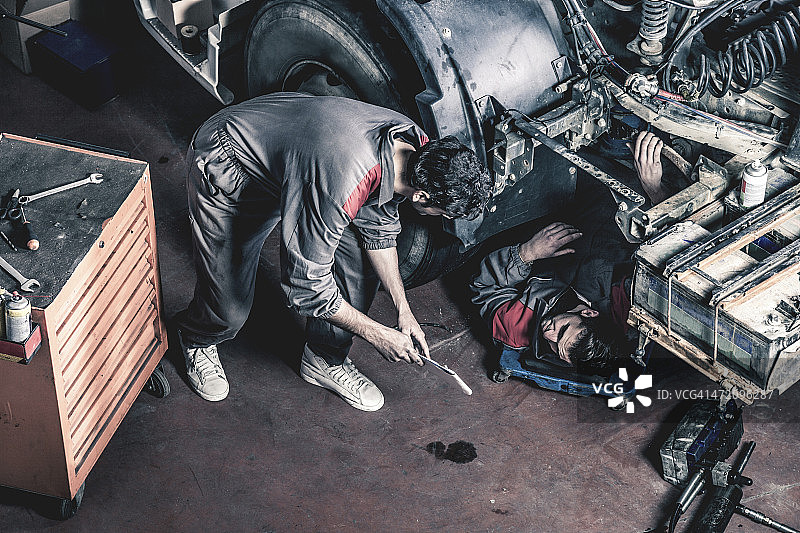 汽车与卡车技师图片素材