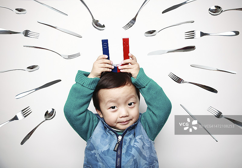 孩子和磁铁图片素材