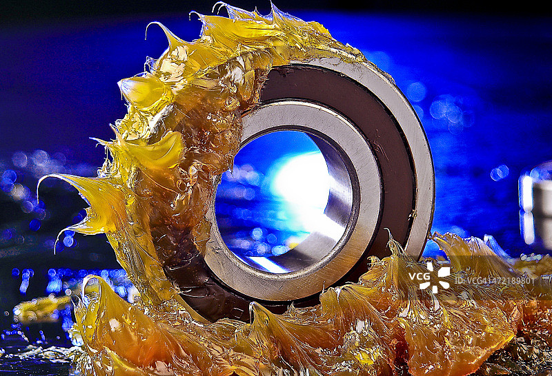 带润滑脂的轴承图片素材