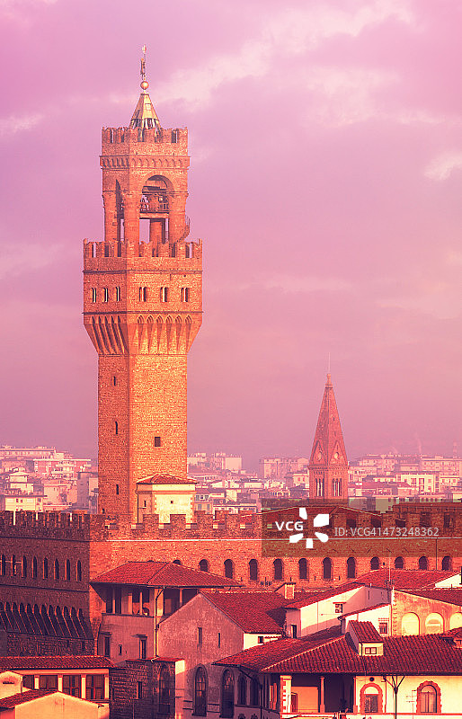 佛罗伦萨旧宫塔楼的黄昏景色图片素材