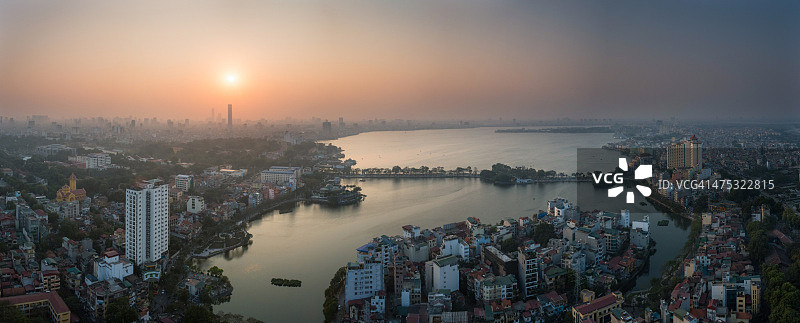 越南河内西湖的日落全景图片素材