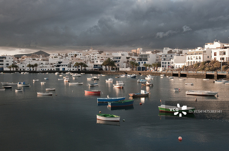 圣吉内斯水洼图片素材