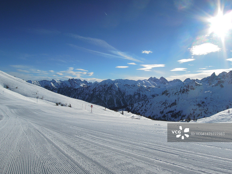 伊芬滑雪图片素材