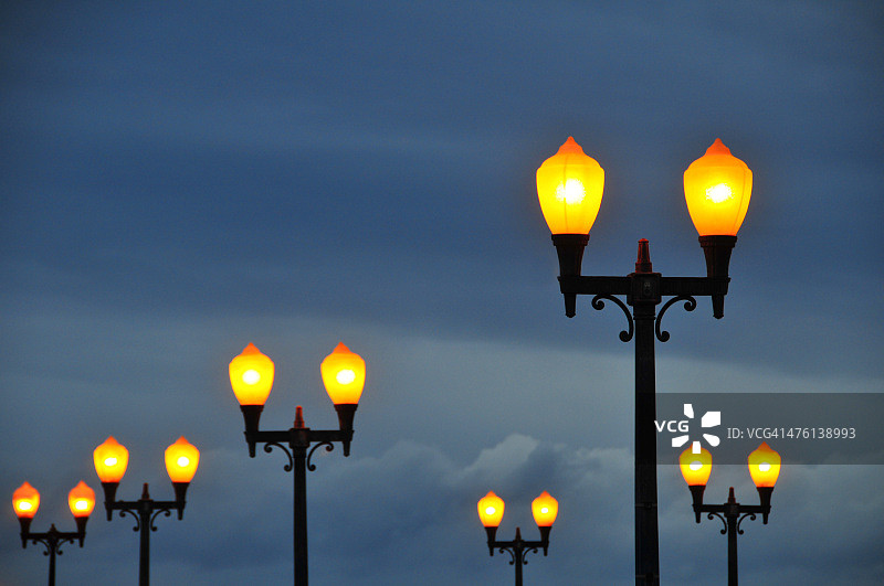 夜晚的海豹滩码头图片素材