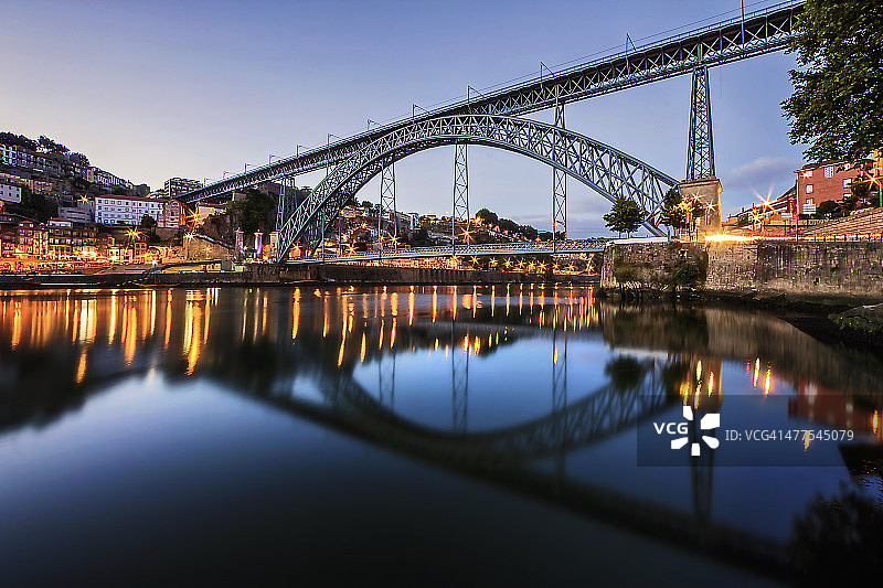 孤注一掷图片素材