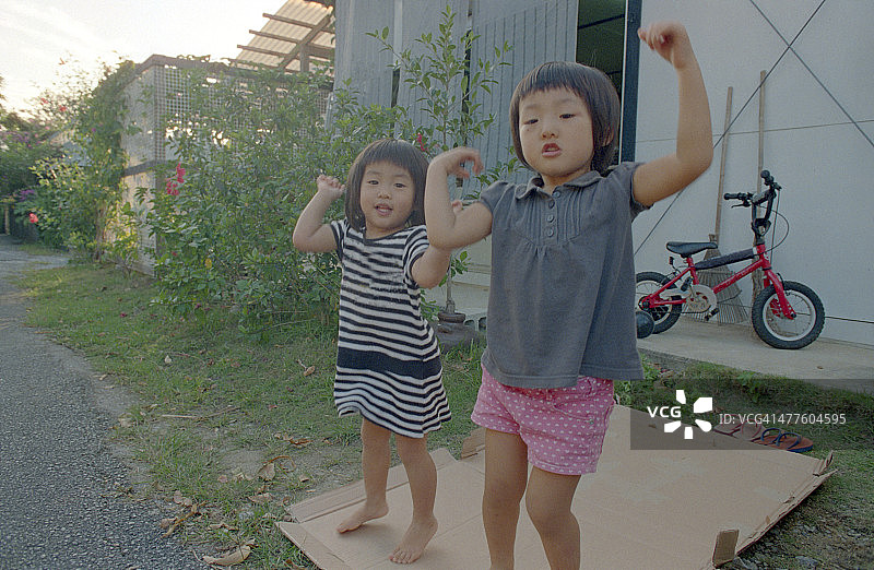 姐妹肖像图片素材