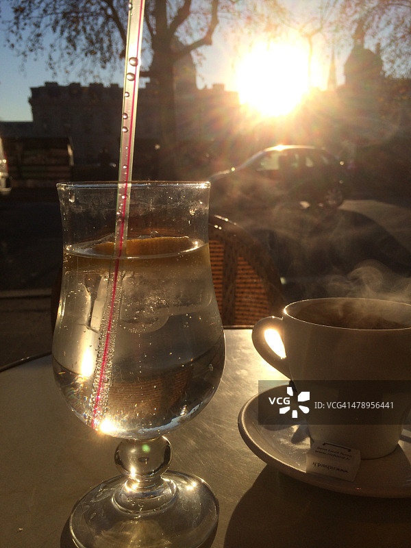 发生了什么事?图片素材