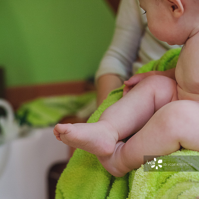 沐浴之后图片素材