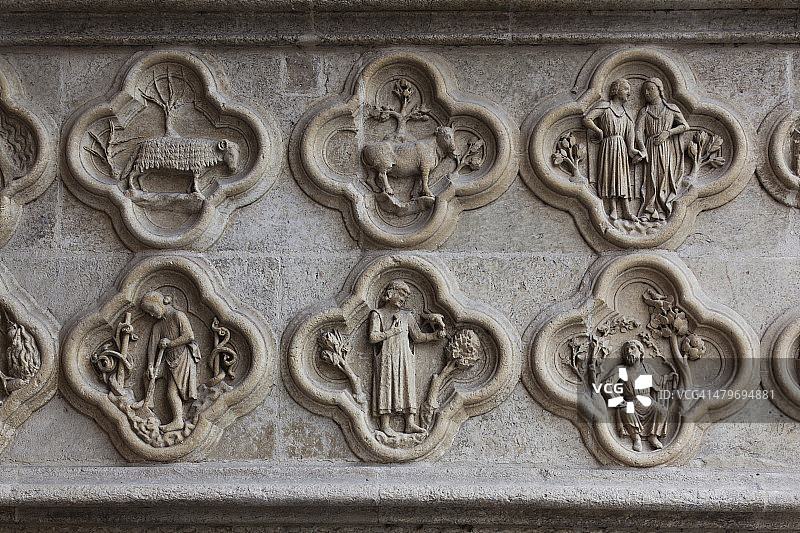 巴黎圣母院大教堂细节图片素材