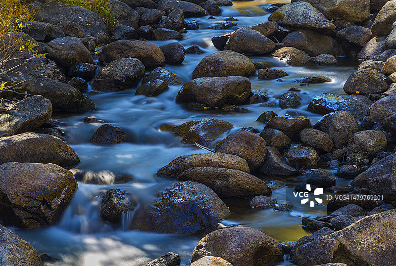 主教溪南叉的秋色图片素材