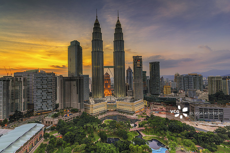 金色日落 | 吉隆坡 | HDR图片素材