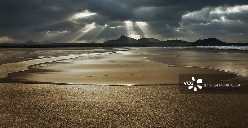 西班牙兰萨罗特岛法马拉湾图片素材