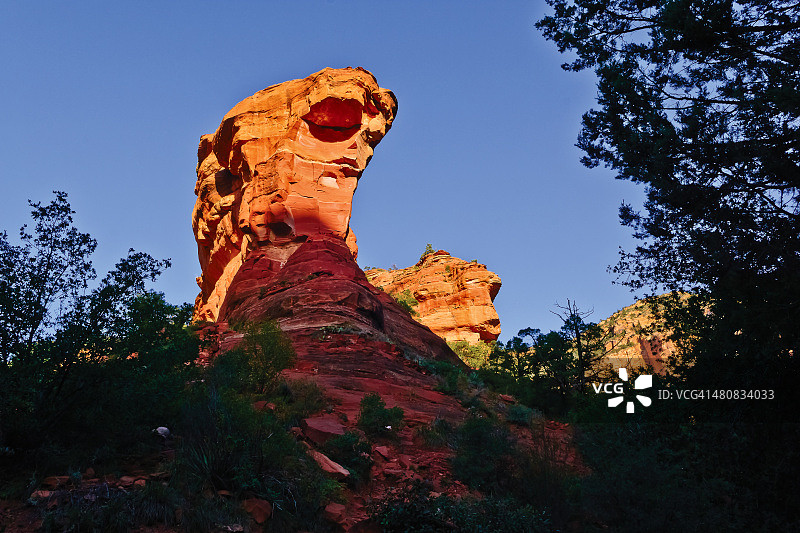 美国亚利桑那州亚瓦派县费伊峡谷砂岩巨石图片素材