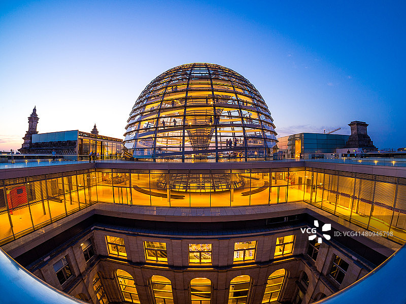 柏林国会大厦穹顶图片素材