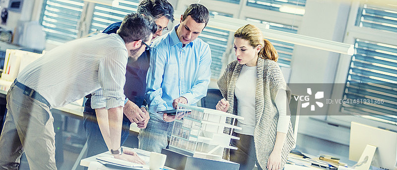 建筑师团队合作项目计划图片素材