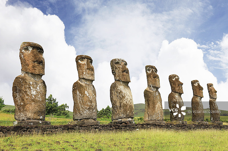 复活节岛，Ahu Akivi图片素材