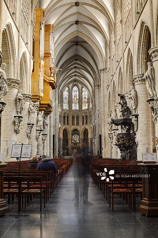 布鲁塞尔主教座堂中殿图片素材
