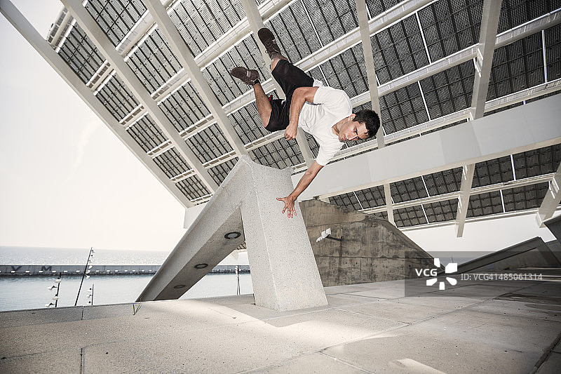 城市跑酷图片素材