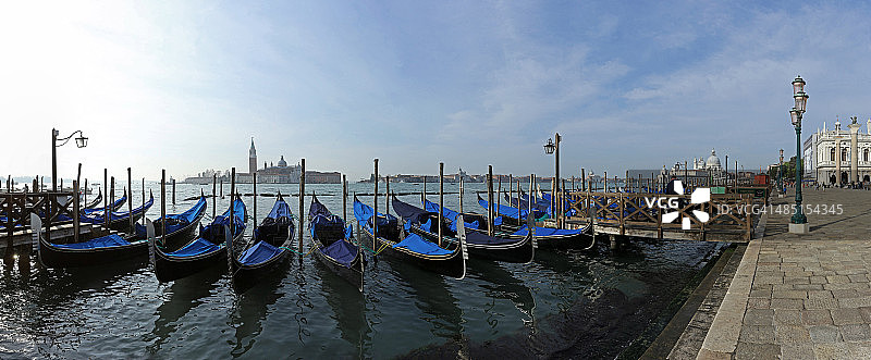 意大利威尼斯，莫洛和圣乔治岛图片素材