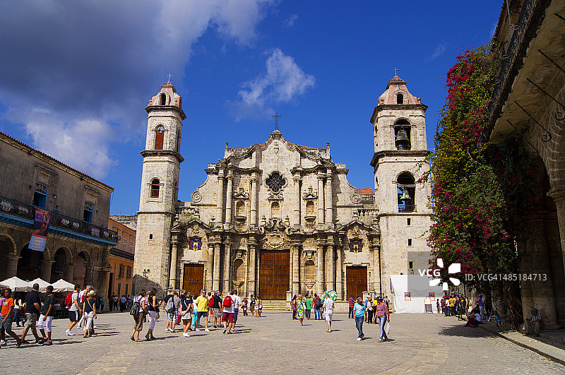 哈瓦那大教堂图片素材