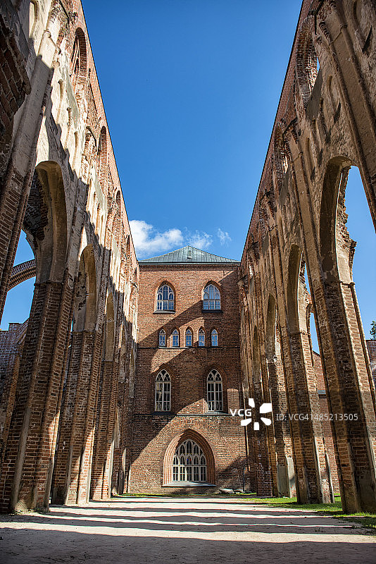 爱沙尼亚塔尔图圆顶教堂遗址图片素材