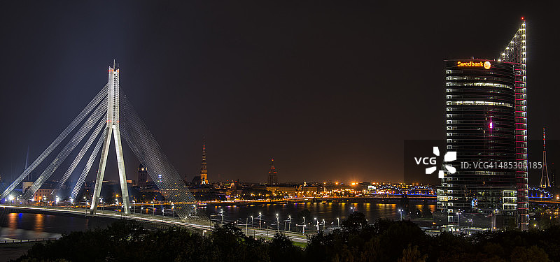 里加的迷人灯光图片素材