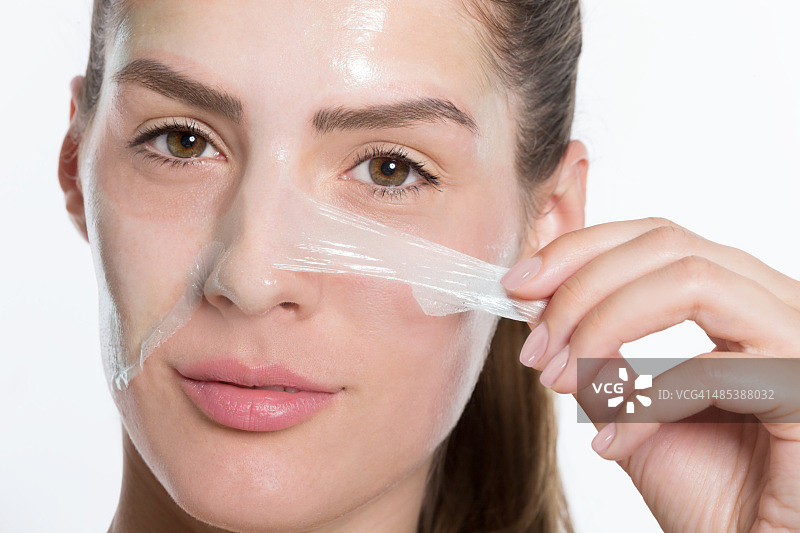 撕掉面膜图片素材