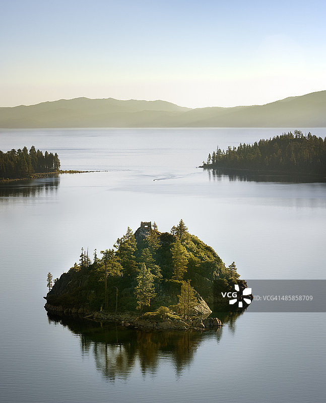 翡翠湾，太浩湖图片素材