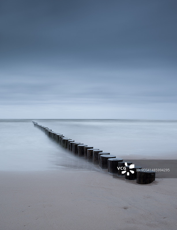 暴风雨天气图片素材
