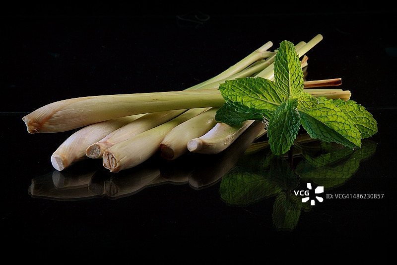 柠檬草与薄荷图片素材