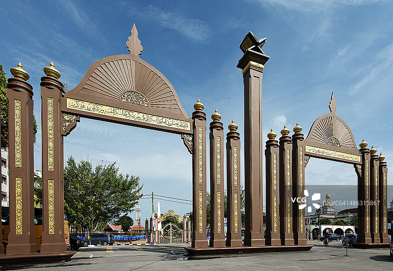 带有《古兰经》的双拱门图片素材