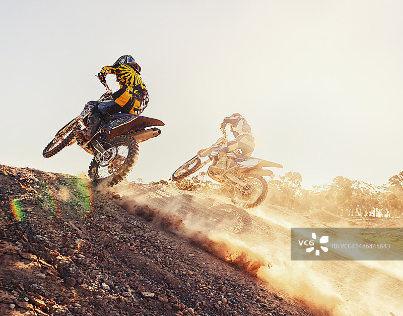 进入最后一个弯道图片素材