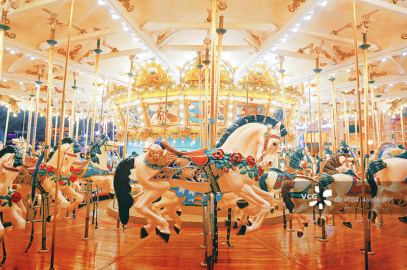 旋转木马图片素材