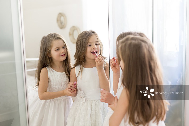 玩装扮游戏图片素材