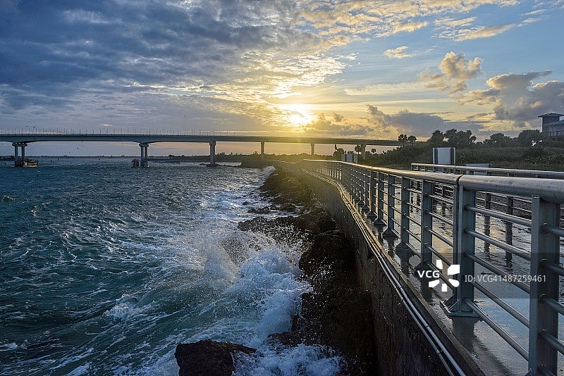 塞巴斯蒂安 inlet 的日落图片素材