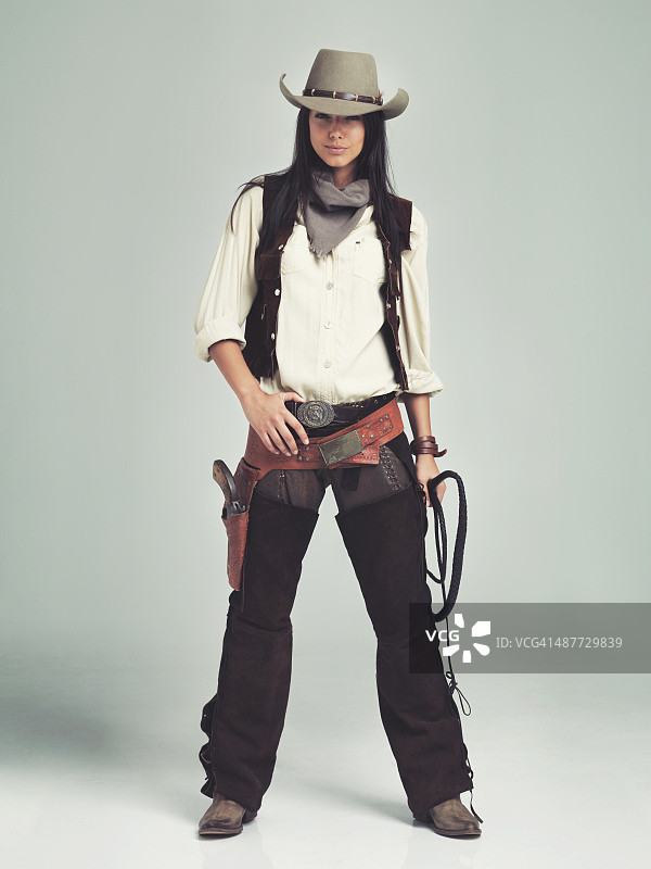 她会让你眼前一亮图片素材