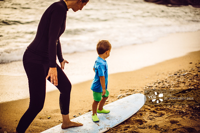 冲浪课程图片素材