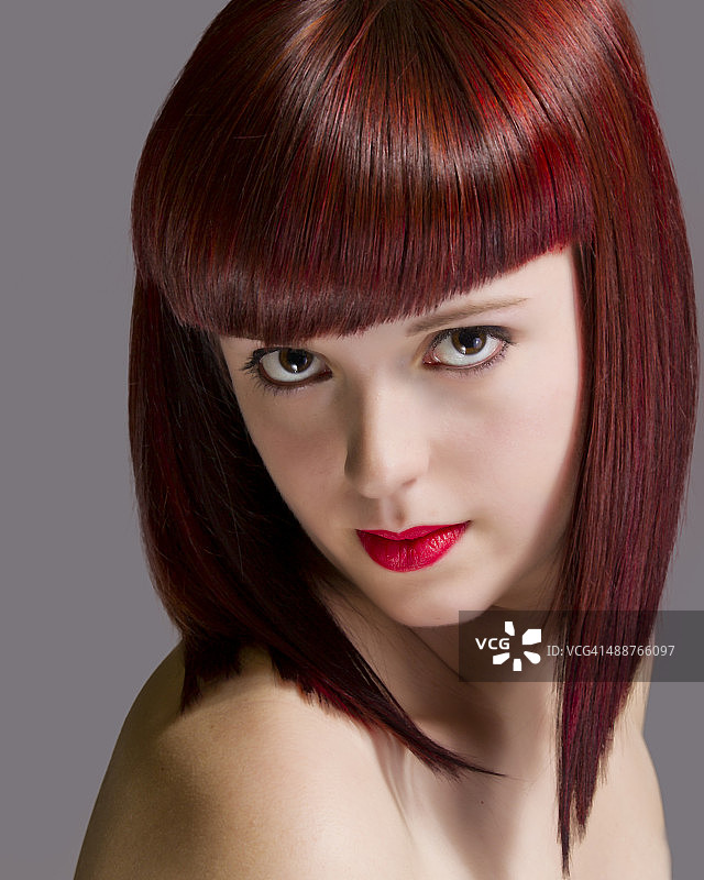 红发女孩图片素材