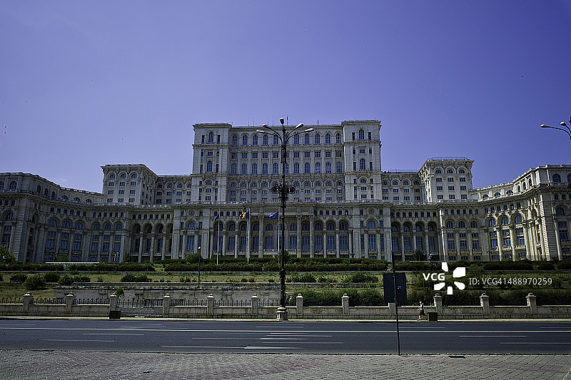罗马尼亚布加勒斯特议会宫图片素材