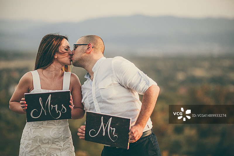 婚礼之吻图片素材