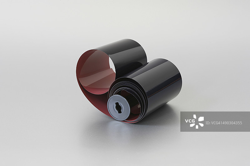 灰色背景上的胶卷图片素材