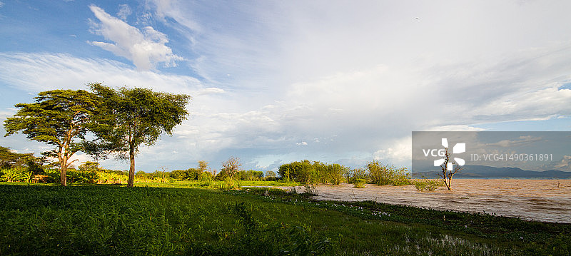 查莫湖畔图片素材