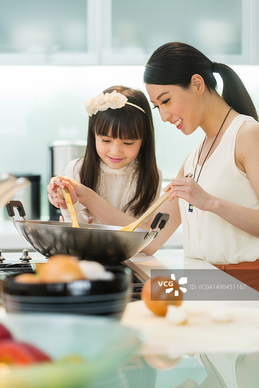 中国家庭图片素材