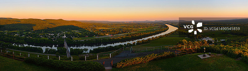 康涅狄格河图片素材